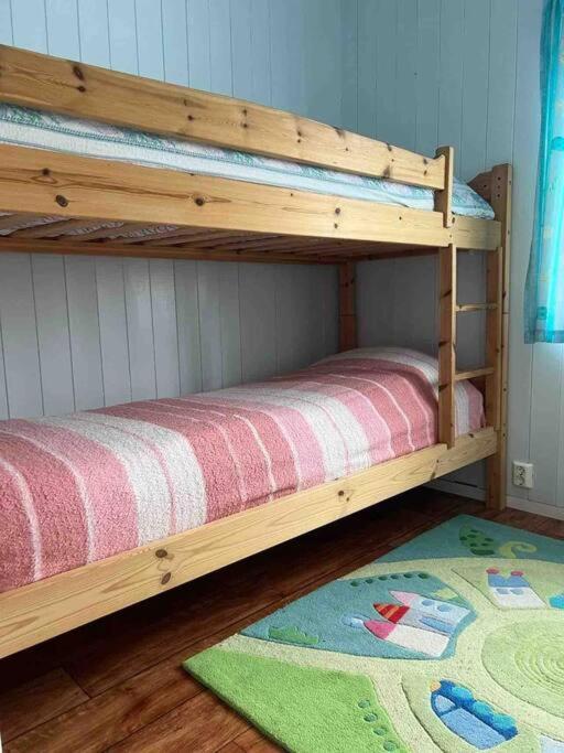 Frittliggende Hytte I Flott Turterreng Molde Exterior foto